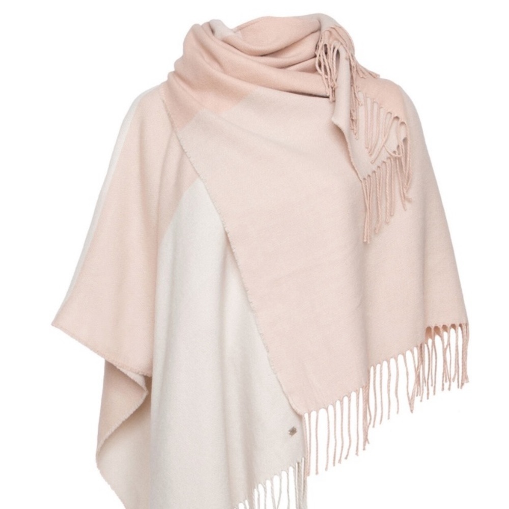 SOIA & KYO Woven Scarfigan Blanket With Fringe NWT